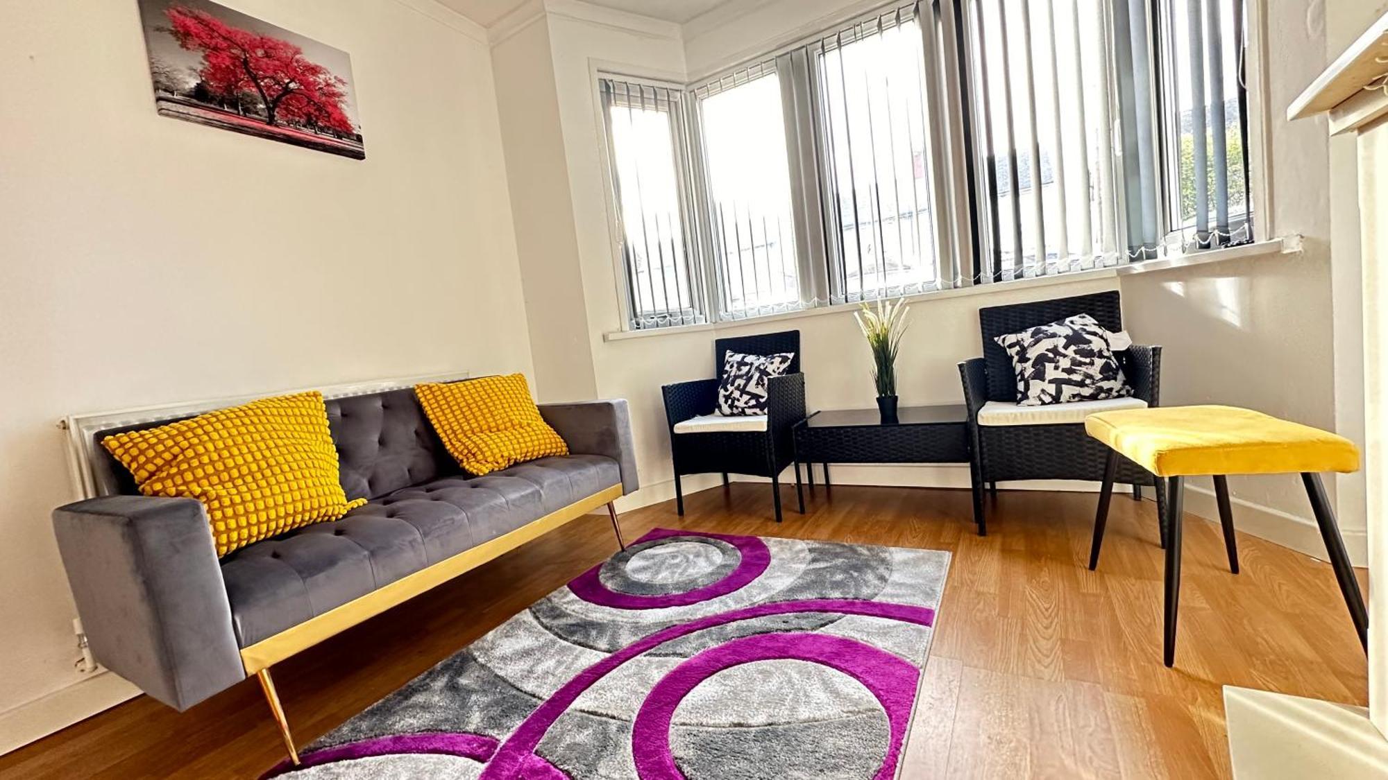 Apartment Nyza's Cosy House *